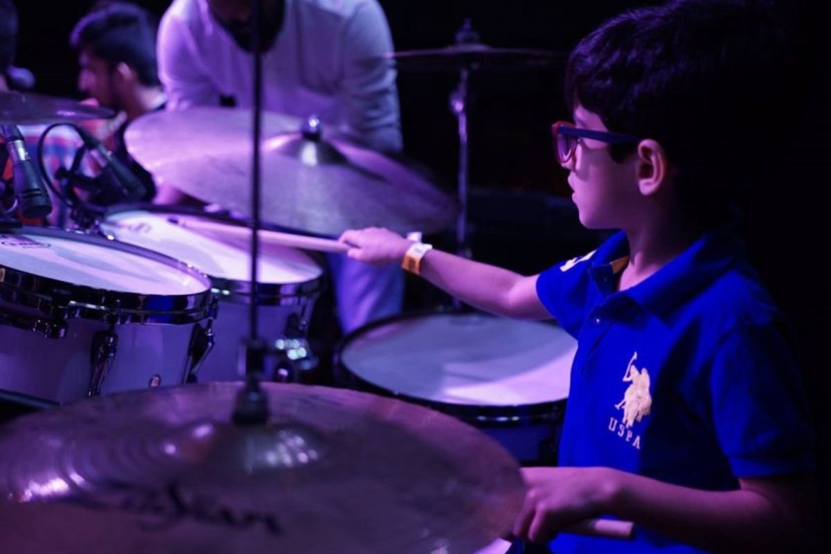 https://test.rainbowbridgeschool.com/wp-content/uploads/2025/01/1200800-drums-classes-bangalore-rainbow-bridge-music-school.jpg